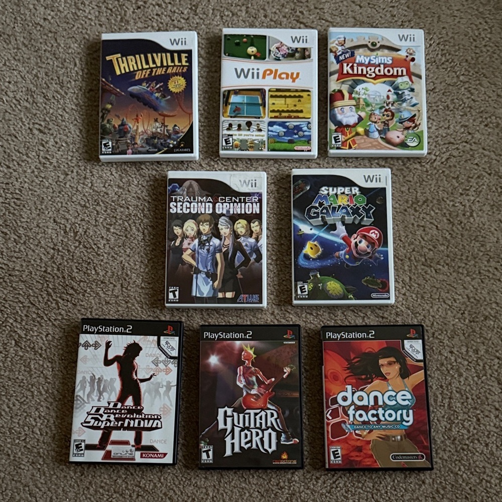 8-Game Retro Mega Bundle: Super Mario Galaxy, PS2 Rhythm & Wii Classics (CIB)